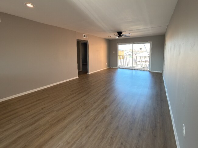 Building Photo - 301 Tri City Beach Rd