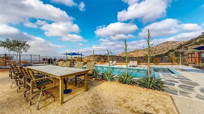 Building Photo - 7300 Santa Susana Pass Rd