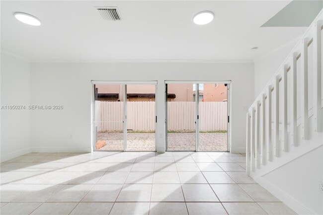 Building Photo - 9481 SW 78th Ave