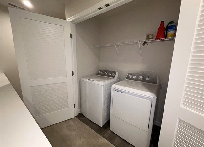 Building Photo - 131 Sarnesfield Wy