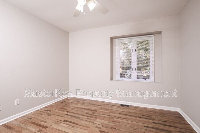 Building Photo - 4017 Grimstead Ln