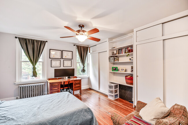 Bedroom 1 - 1613 S Juniper St