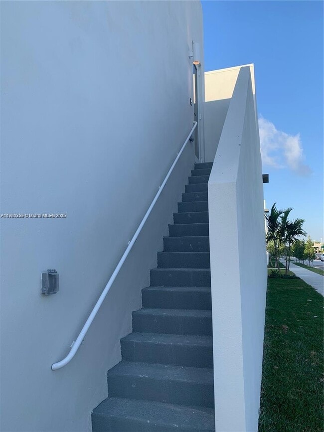 Building Photo - 6683 NW 103rd Pkwy