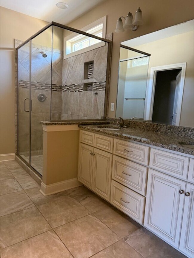 Building Photo - Pawleys Pointe