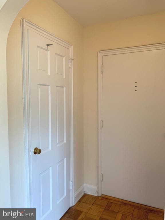 Building Photo - 26 S Old Glebe Rd