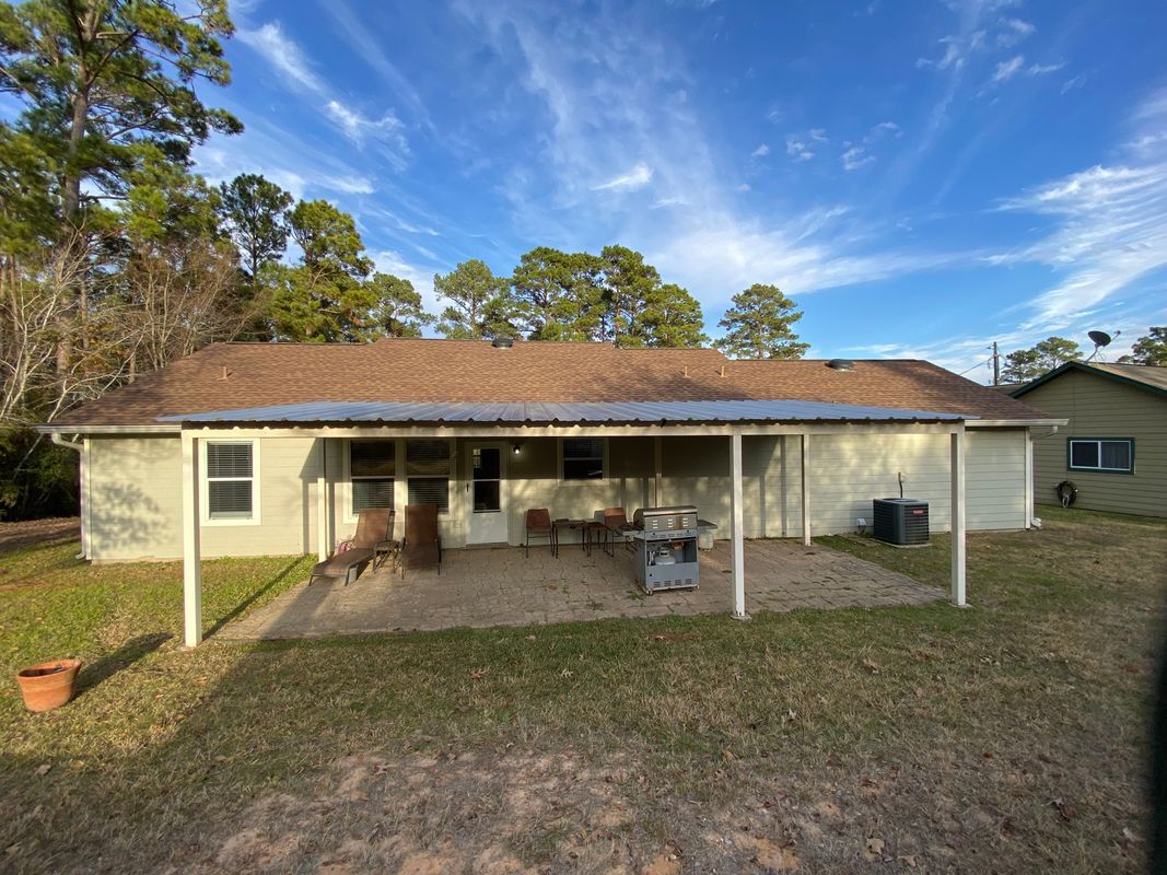 Building Photo - 254 E Sunset Dr