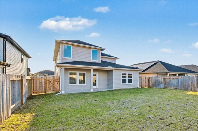 Building Photo - 4307 Camden Lakes St