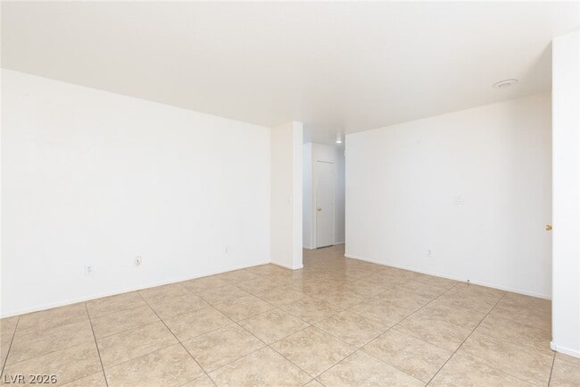 Building Photo - 10667 April Rose Ct