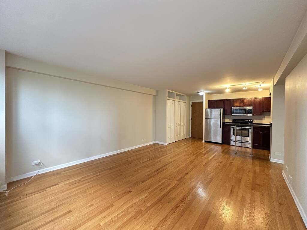 Building Photo - 4180 N Marine Dr