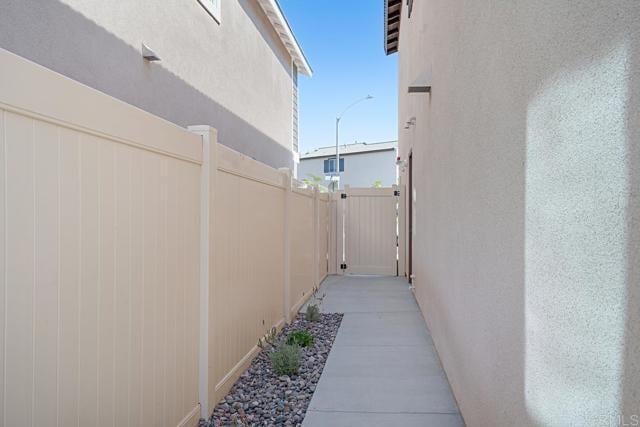 Building Photo - 30136 Bonita Spgs St