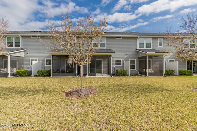 Building Photo - 14056 Sterely Ct S