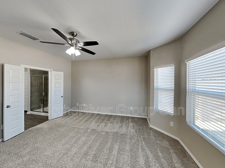 Building Photo - 13541 Lily Ln
