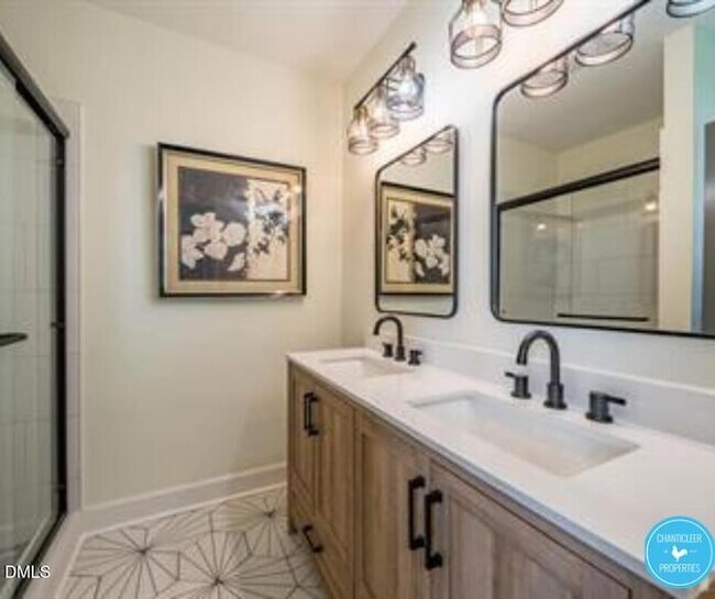 Building Photo - 2407 Mc Gehee St