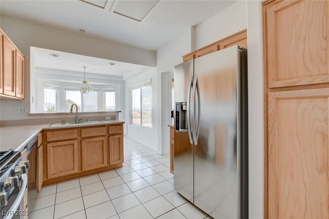 Building Photo - 10928 Button Willow Dr