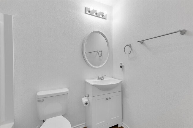 Building Photo - 350 Debus Dr