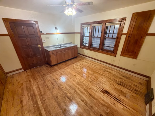 Building Photo - 2628-2630-2630 N 48th St