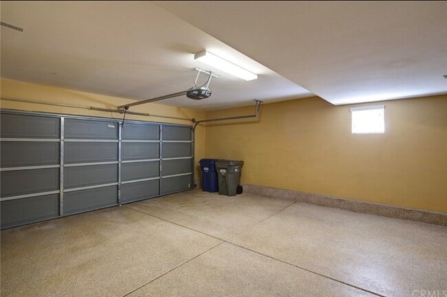 Building Photo - 85 Via Sovana