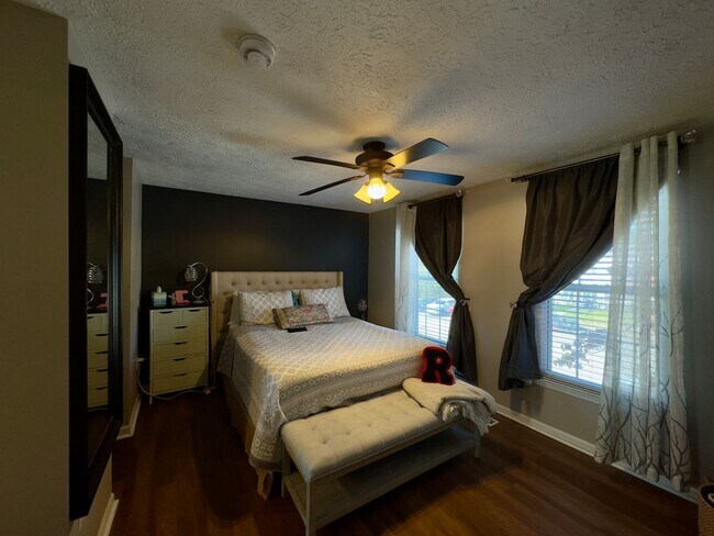 Building Photo - Charming 2 Bedroom/2 Bathroom Townhome with Spacious Yard and Deck in Woodlawn, MD!