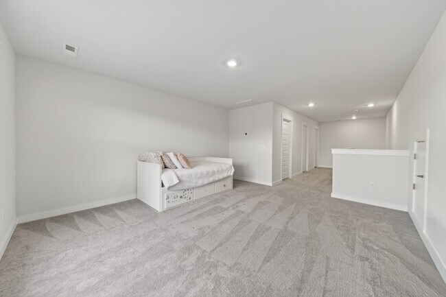 Building Photo - 313 Gingerwood Ln