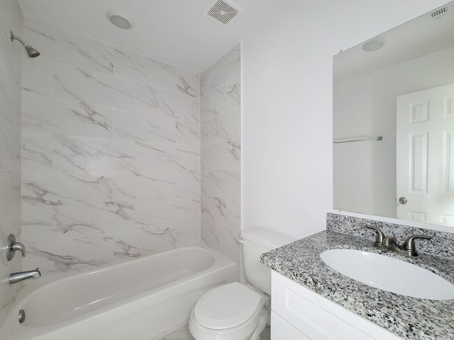 Building Photo - This newly constructed 3-bedroom, 2-bathro...