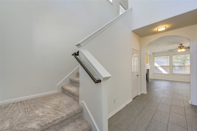 Building Photo - 82 W Twinvale Loop