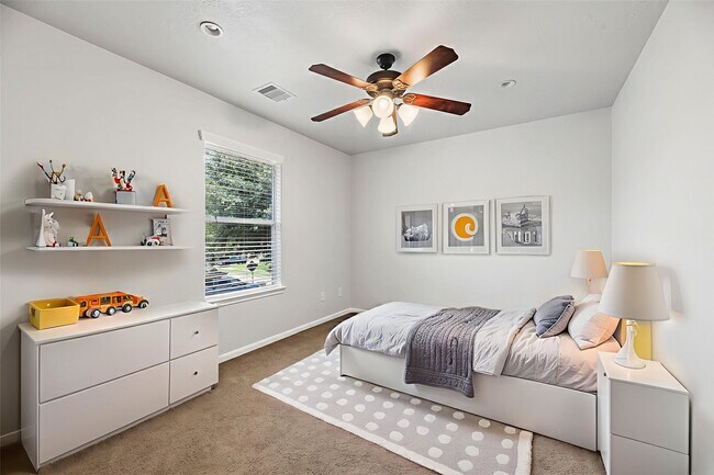 Building Photo - 26215 Salt Creek Ln