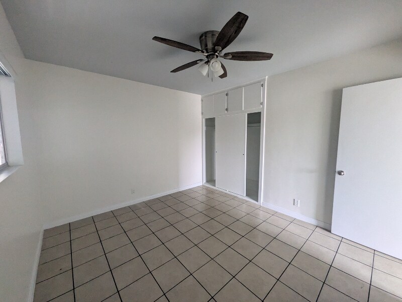 Building Photo - 6501 Stafford Ave