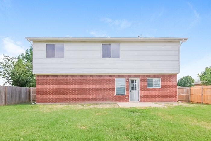 Building Photo - 3125 Autumn Run Dr