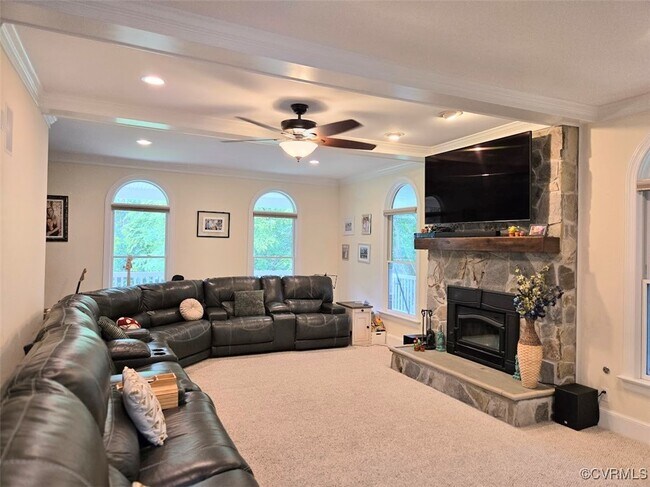 Building Photo - 5631 Olde Hartley Way