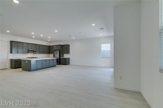 Building Photo - COMING SOON - Ready no later than Mid-June