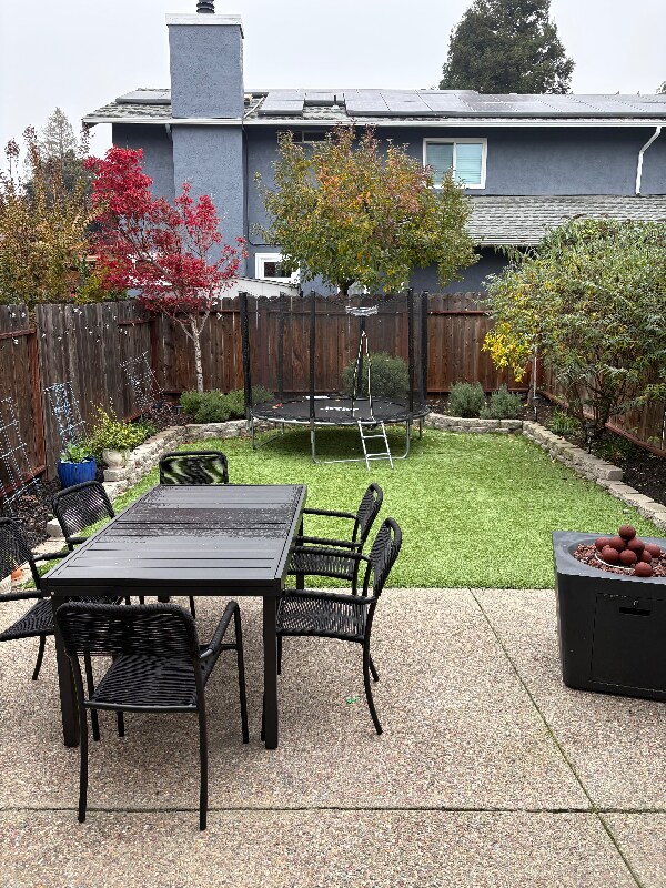 Building Photo - 984 San Miguel Rd