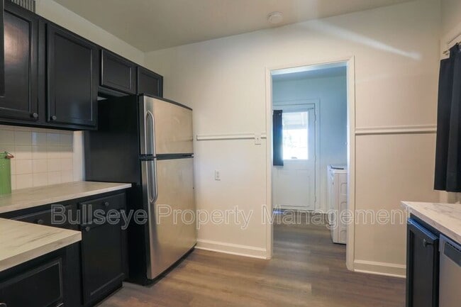 Building Photo - 3137 N 20th Pl