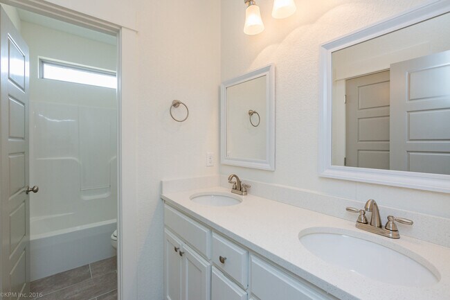 Building Photo - ***1531 Abbey***