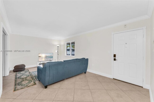 Building Photo - 8617 SW 68th Ct