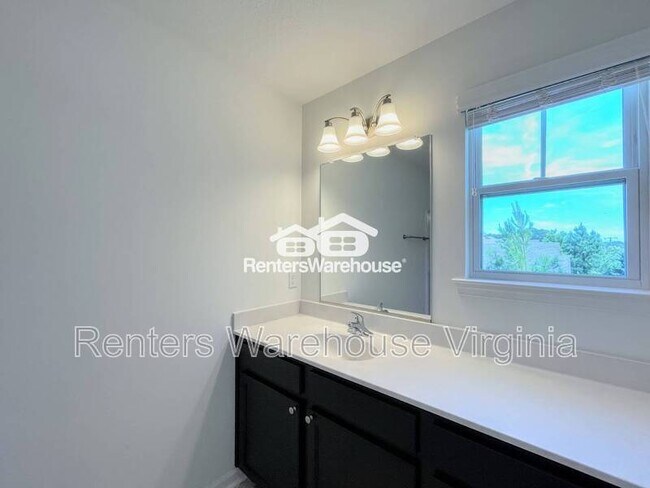 Building Photo - 2331 Alcott Wy