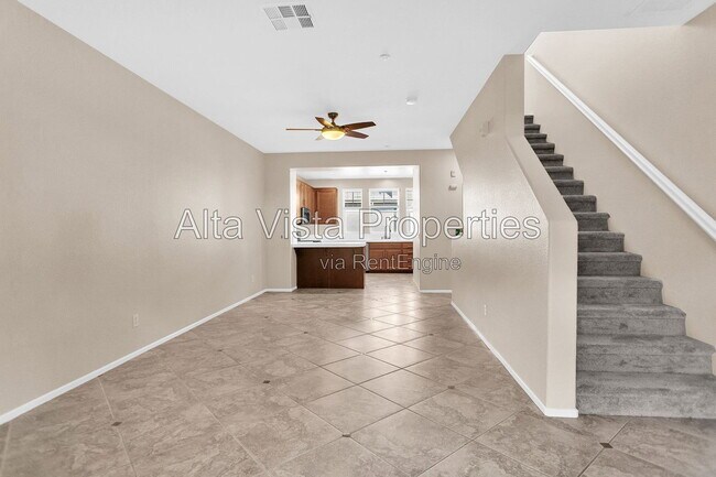 Building Photo - 16916 Hutchins Landing