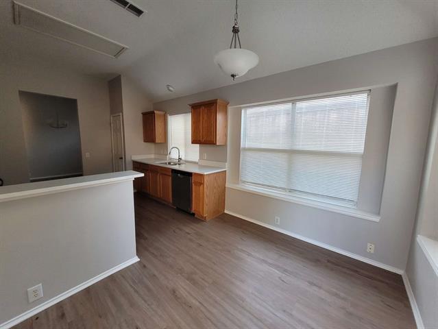 Building Photo - 4609 Parkview Ln