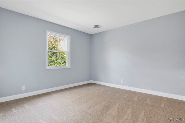 Building Photo - 28 Campus Dr W