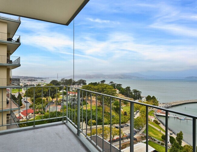 Building Photo - Designer Luxury. Iconic Views. Extraordinary Living.