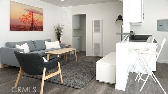 Building Photo - 3864 Inglewood Blvd