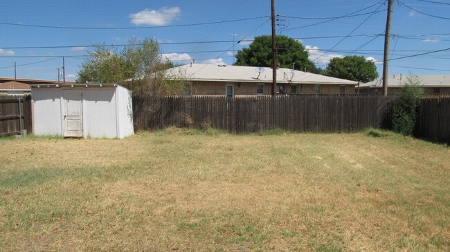 Building Photo - 5612 44th Street