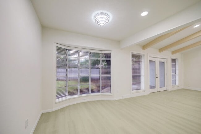 Building Photo - 5506 Bent Bough Ln