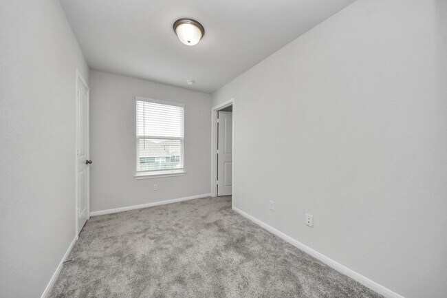 Building Photo - 7027 Cedar Breeze Ct