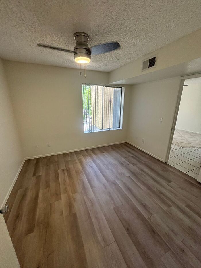 Building Photo - 1201 S McClintock Dr