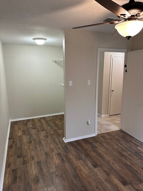 Building Photo - 2503 Autumn Springs Ln