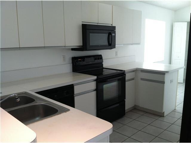 Building Photo - 1743 Barnstable Rd