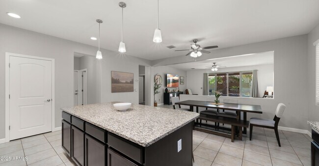 Building Photo - 9309 W Orange Dr