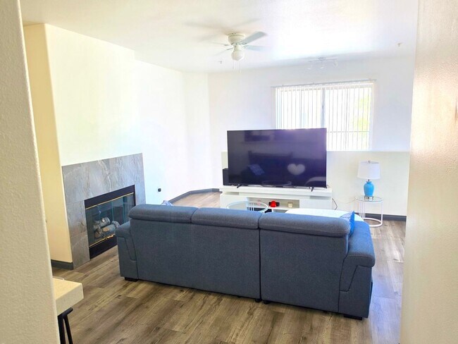Building Photo - FULLY FURNISHED * 1BED/1BATH CONDO WITH 1 CAR GARAGE IN SOUTHWEST LAS VEGAS