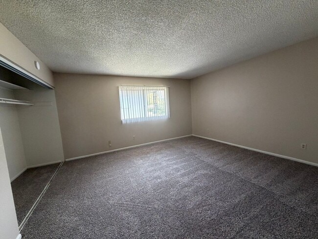Building Photo - 921 Mt Olive Dr