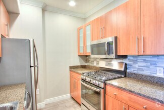 Building Photo - 6900 E Princess Dr